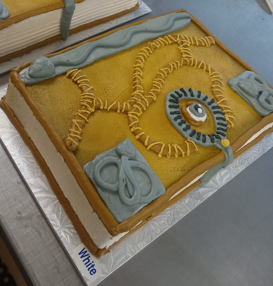 The Book Cake