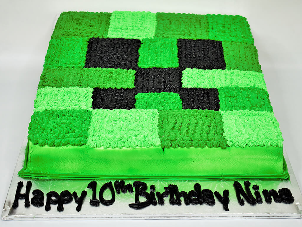 McArthur's Bakery Custom Cake with a Minecraft Theme