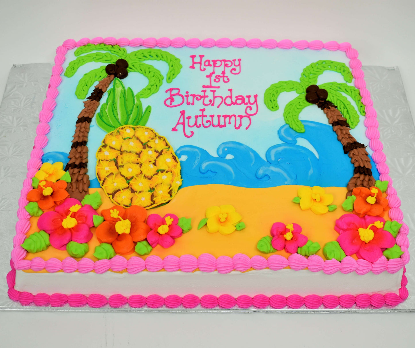 Pineapple And Palmtree Cake