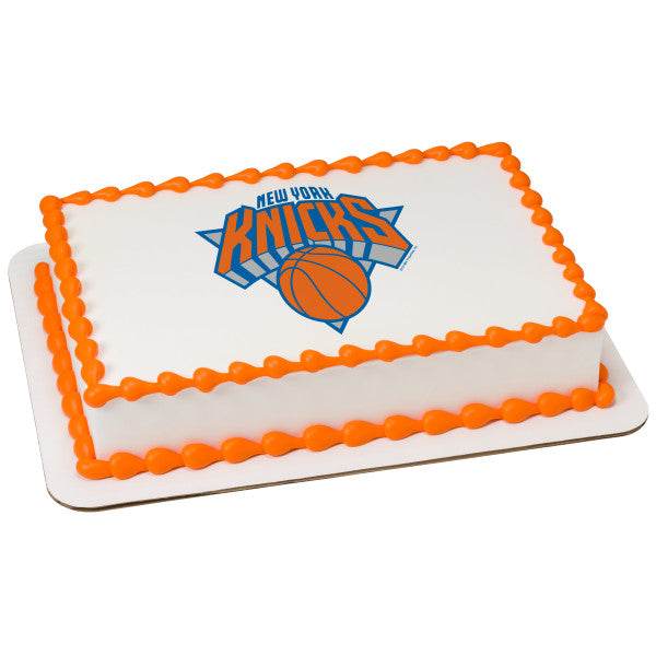 MaArthur's Bakery Custom Cake with New York Knicks Scan