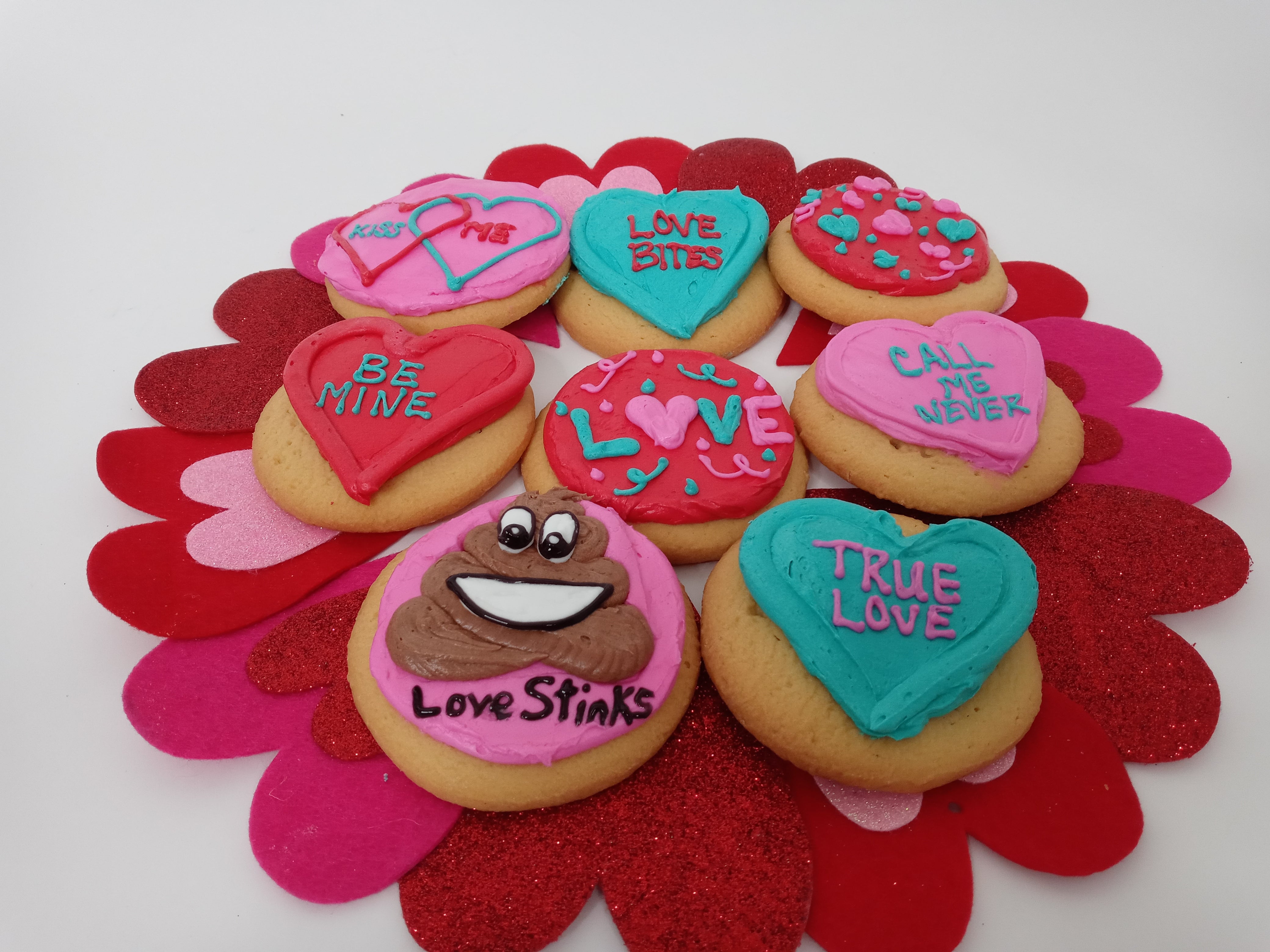 Fun Valentines Decorated Cookies (Pack of 4)