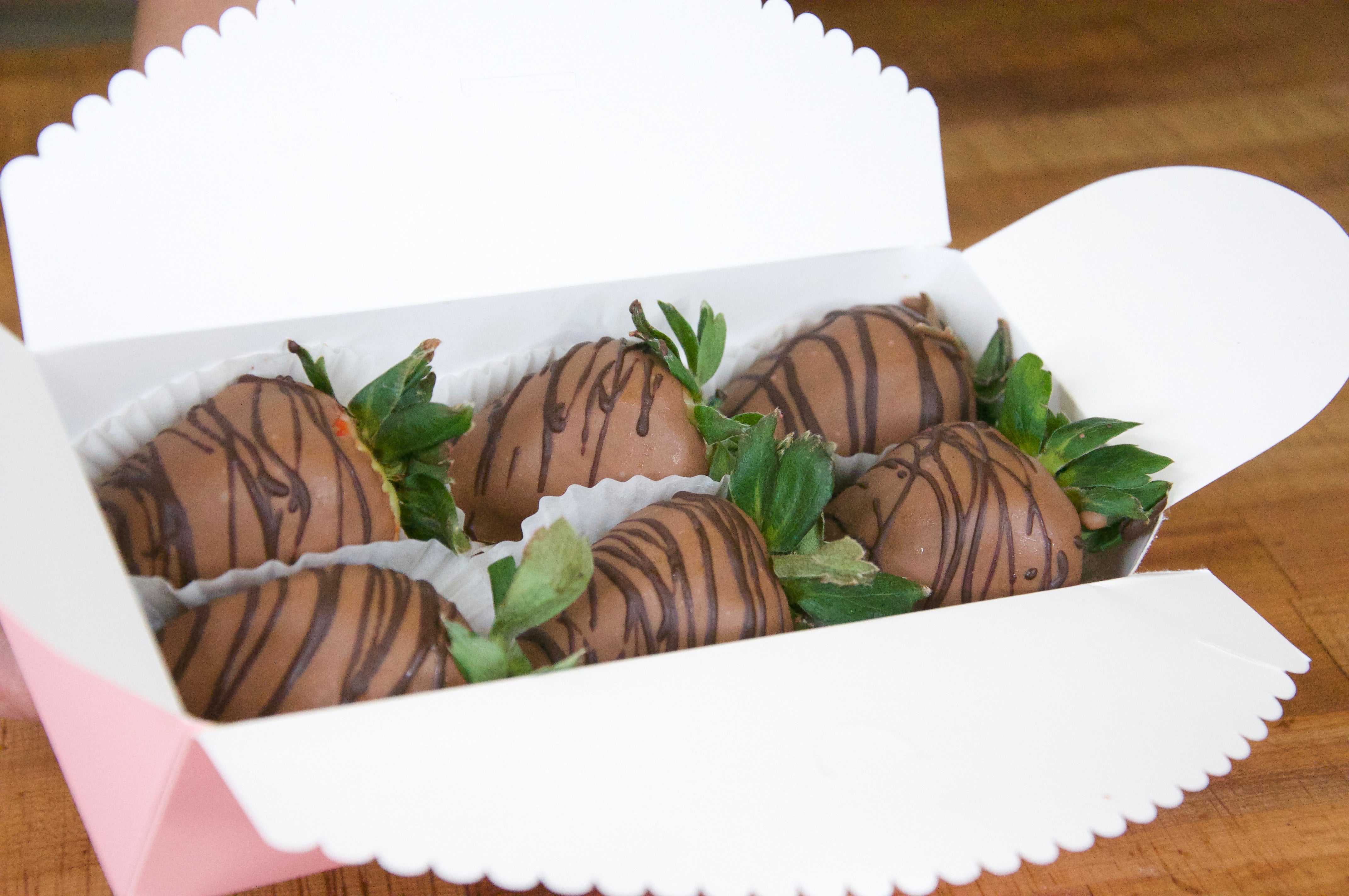 Chocolate Dipped Strawberry Gift Box