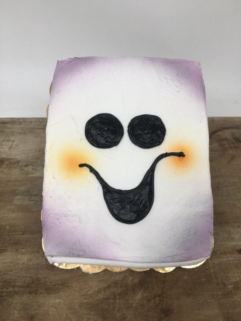 Happy Ghost Cake