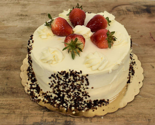 Strawberry Delight Cake